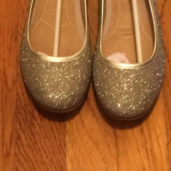 Shoes - Picture 2 of 2